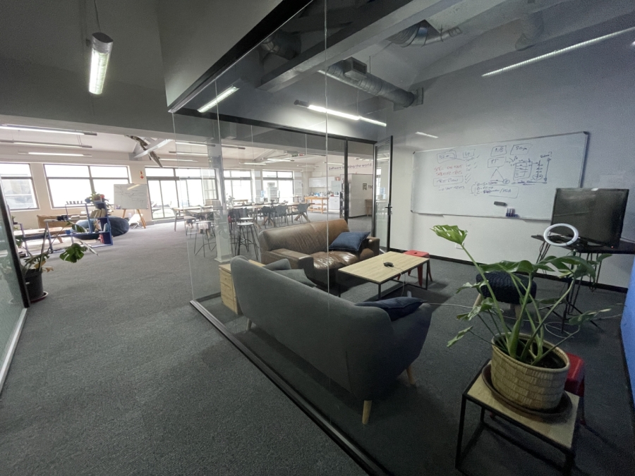 To Let commercial Property for Rent in Green Point Western Cape